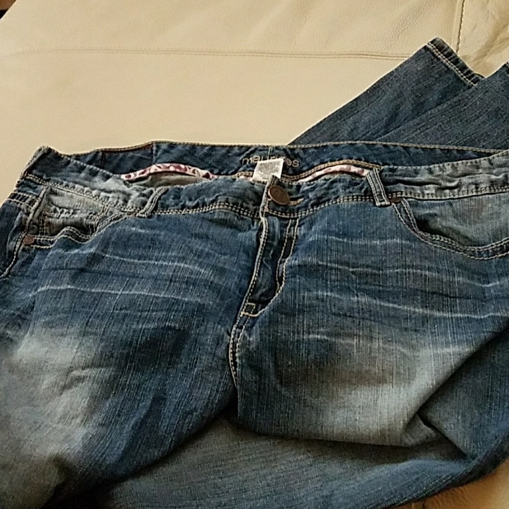 Worn once! Great jeans LONG!